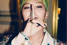 娱乐圈对权志龙,音乐巨匠的娱乐帝国之路